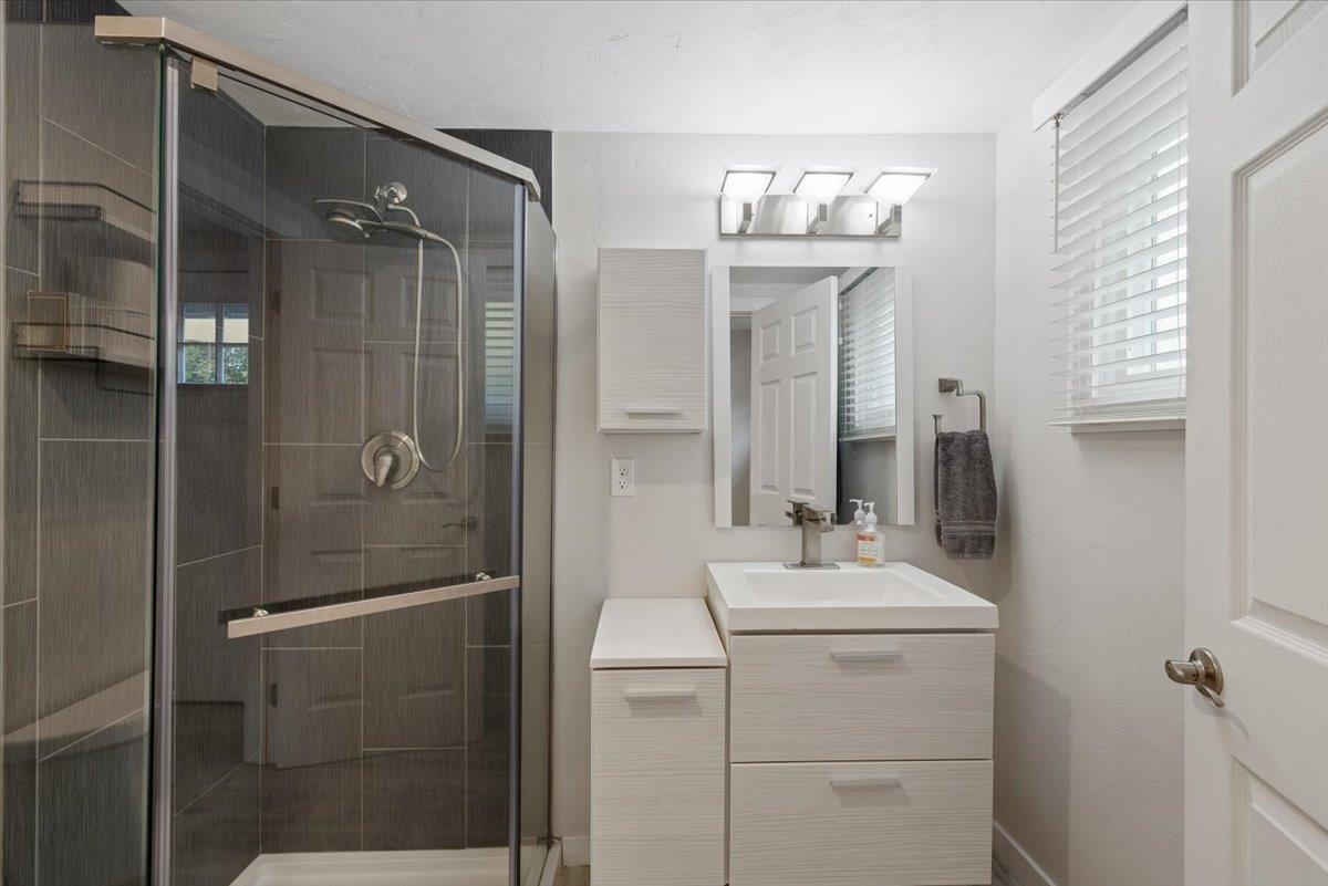 40589 Westline Road Loon Lake, WA 99148 - Photo 19 of 44