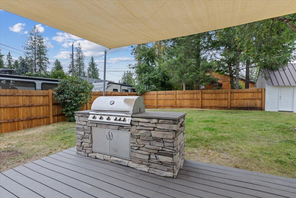 40589 Westline Road Loon Lake, WA 99148 - Photo 27 of 44