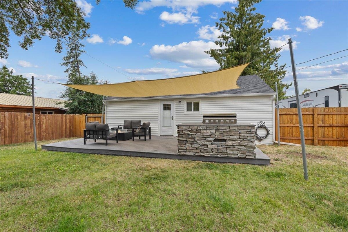 40589 Westline Road Loon Lake, WA 99148 - Photo 29 of 44