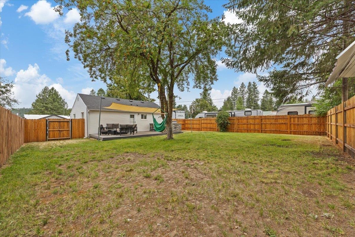 40589 Westline Road Loon Lake, WA 99148 - Photo 30 of 44