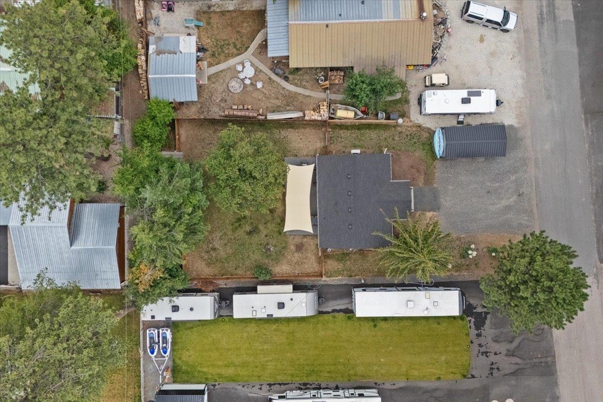 40589 Westline Road Loon Lake, WA 99148 - Photo 33 of 44