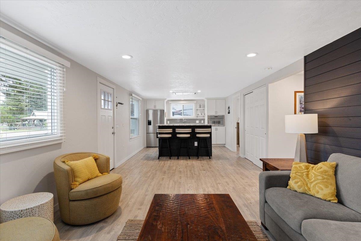 40589 Westline Road Loon Lake, WA 99148 - Photo 9 of 44