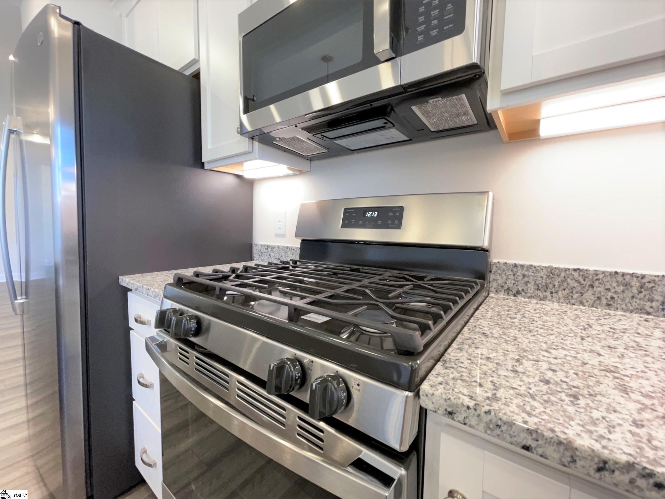 15 Camden Wds Trail, Unit 214B Greenville, SC 29607 - Photo 6 of 15