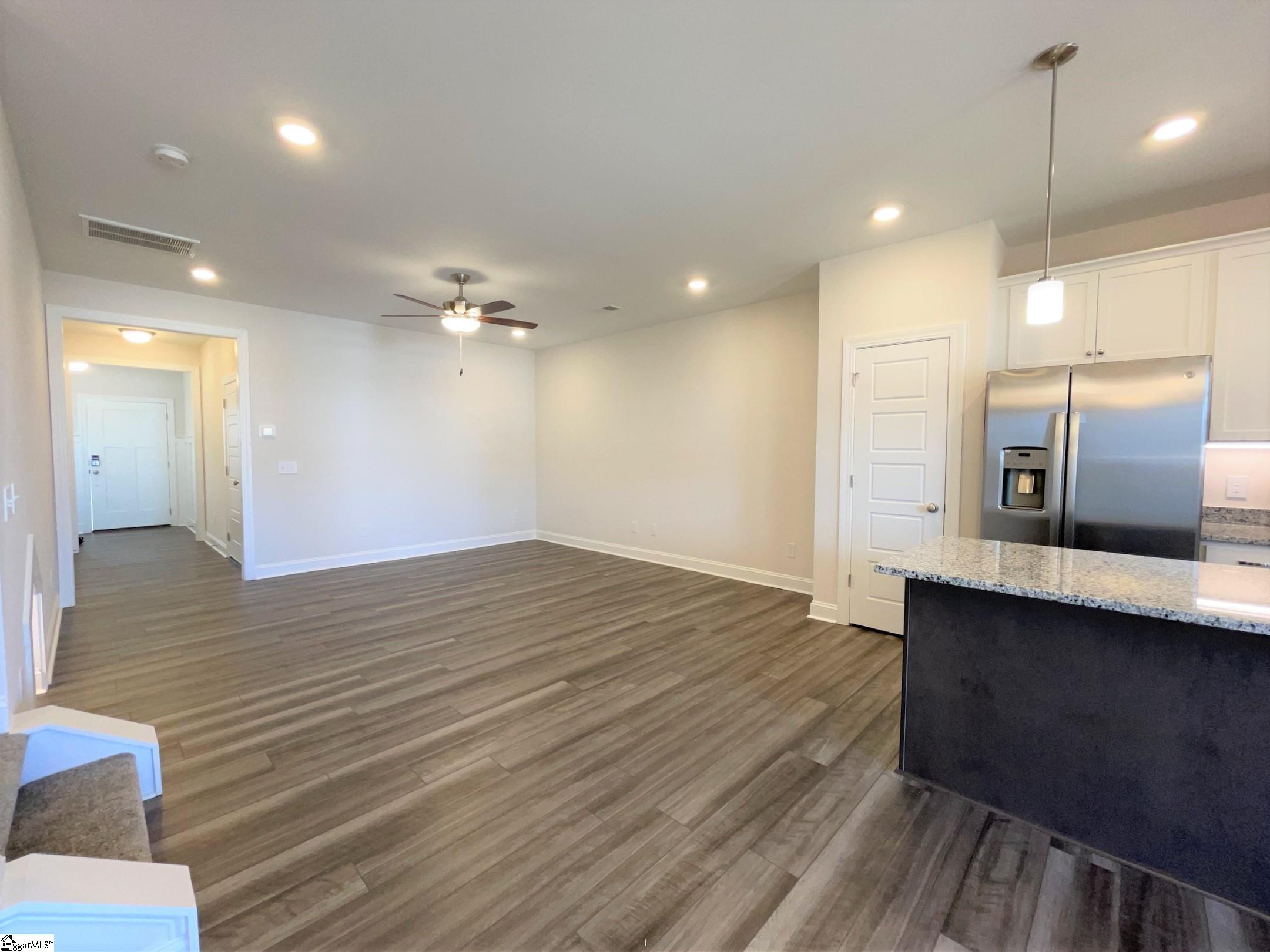 15 Camden Wds Trail, Unit 214B Greenville, SC 29607 - Photo 8 of 15