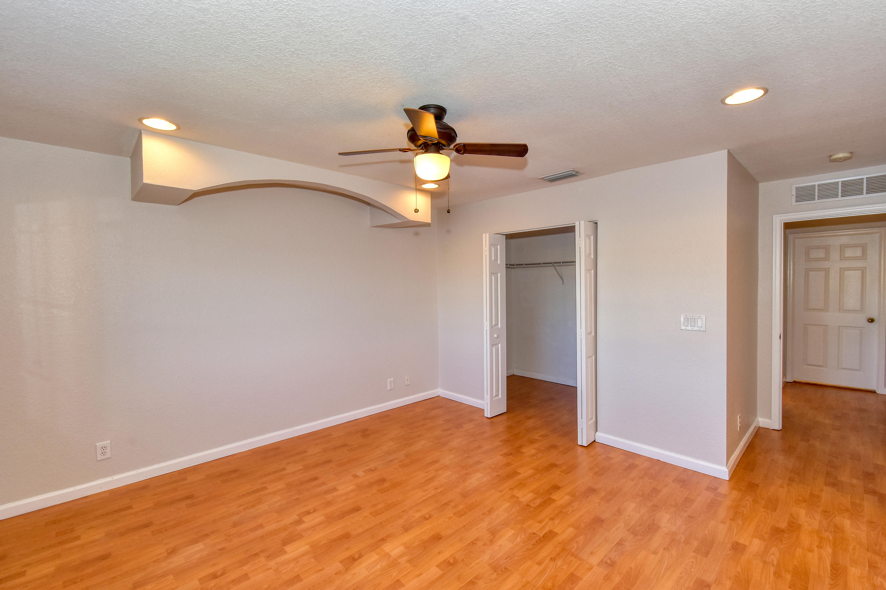 1162 Imperial Lake Road West Palm Beach, FL 33413 - Photo 12 of 21 1C5E09D1-2F95-48A0-A845-504BAE71C68A
