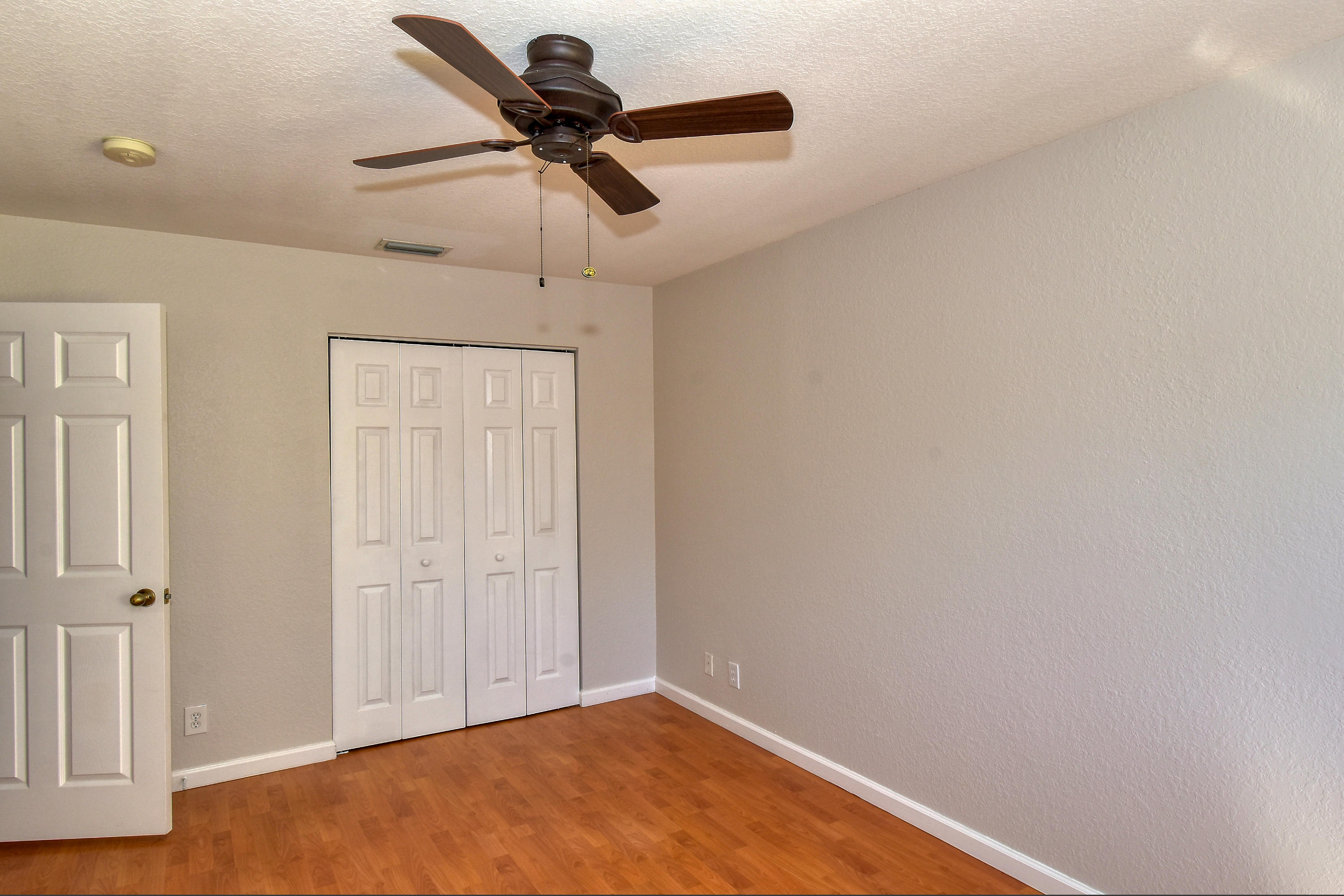 1162 Imperial Lake Road West Palm Beach, FL 33413 - Photo 16 of 21 CF6BF7BF-E1CB-4FB4-9856-0EB00DC1E58F