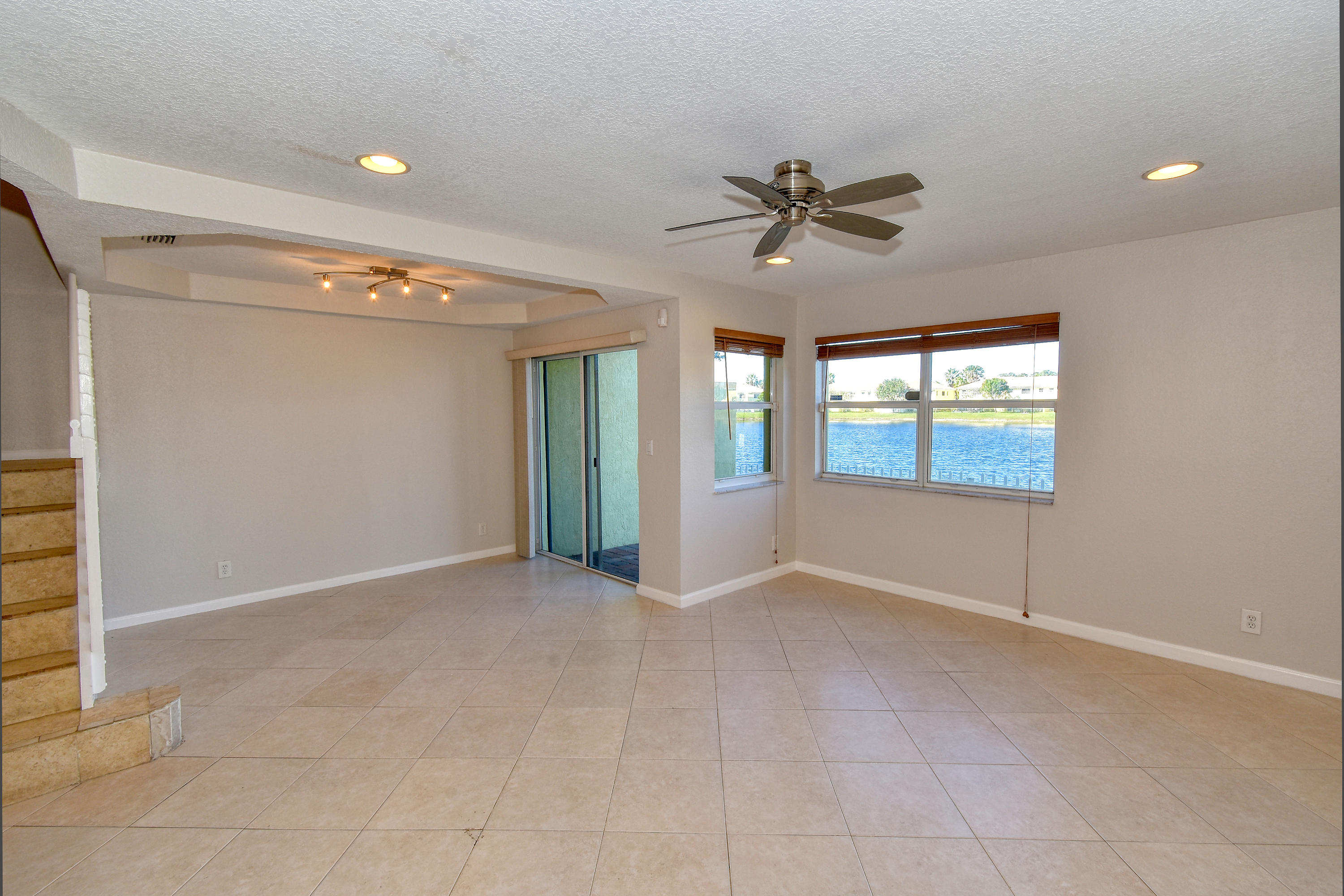 1162 Imperial Lake Road West Palm Beach, FL 33413 - Photo 7 of 21 ACDAD2B5-3A31-490C-B45A-CE0D5F6BC2B8