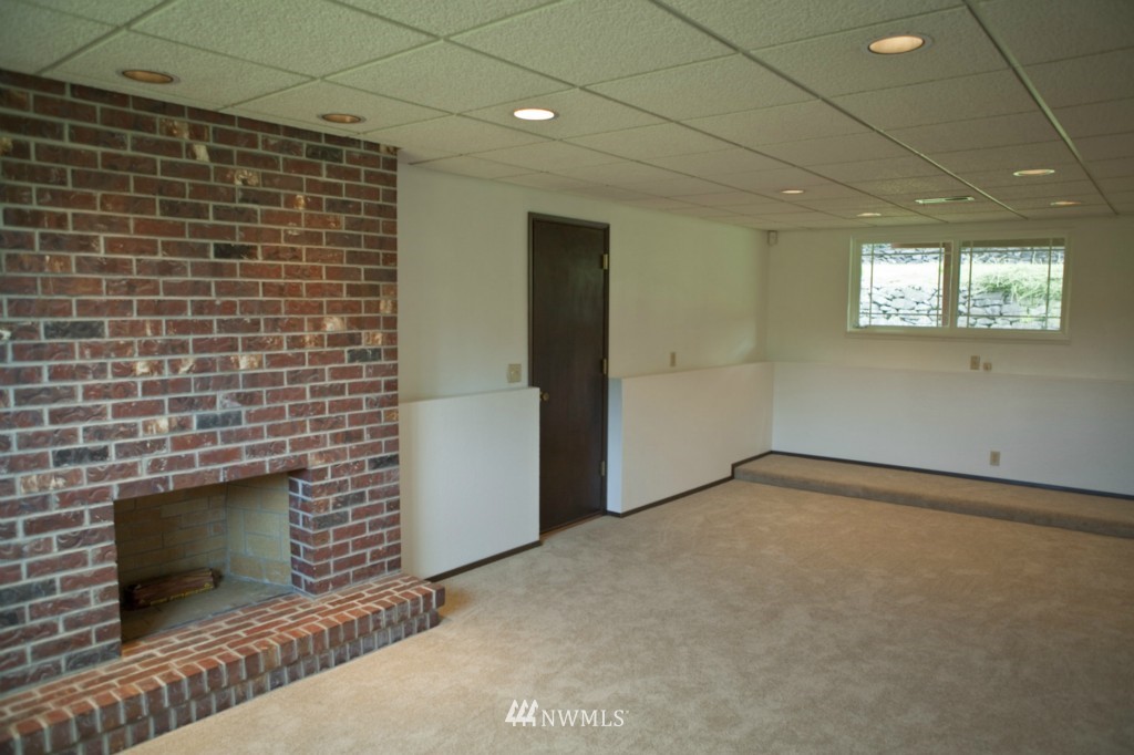 13531 Southeast 162nd Street Renton, WA 98058 - Photo 14 of 24 Gallery Image 14
