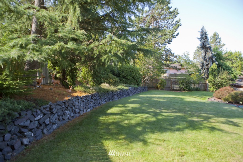 13531 Southeast 162nd Street Renton, WA 98058 - Photo 22 of 24 Gallery Image 22