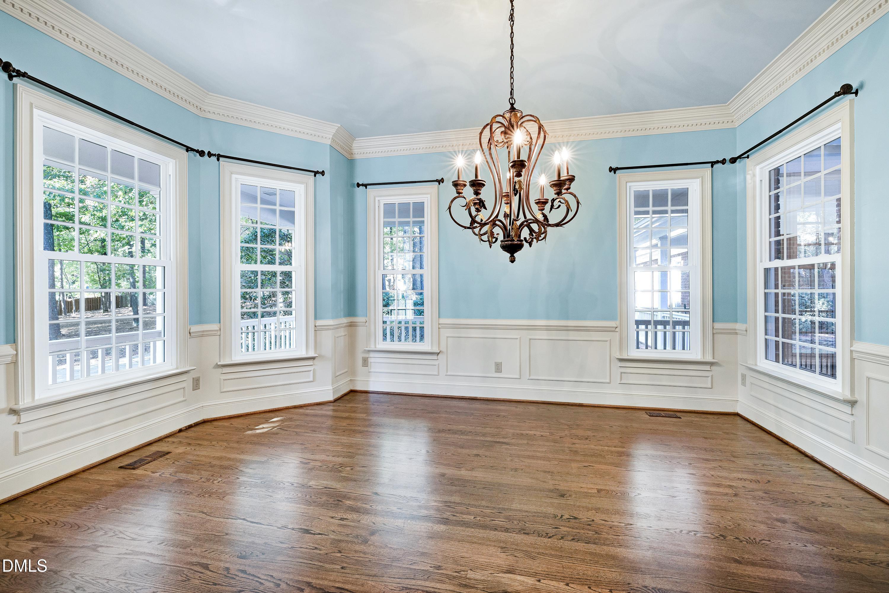 6825 Mactavish Way Raleigh, NC 27613 - Photo 20 of 100 Scene-30