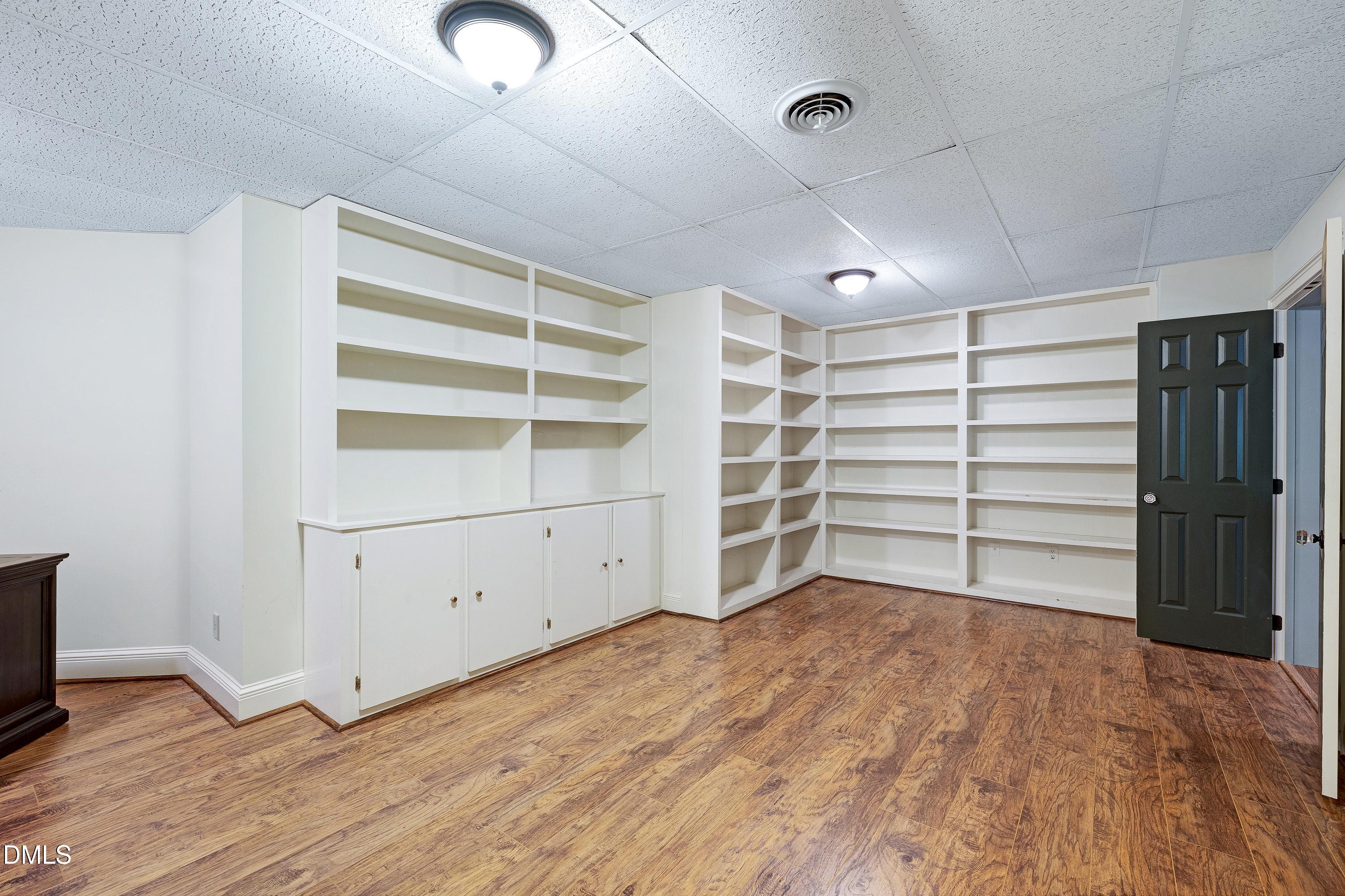 6825 Mactavish Way Raleigh, NC 27613 - Photo 53 of 100 Scene-54