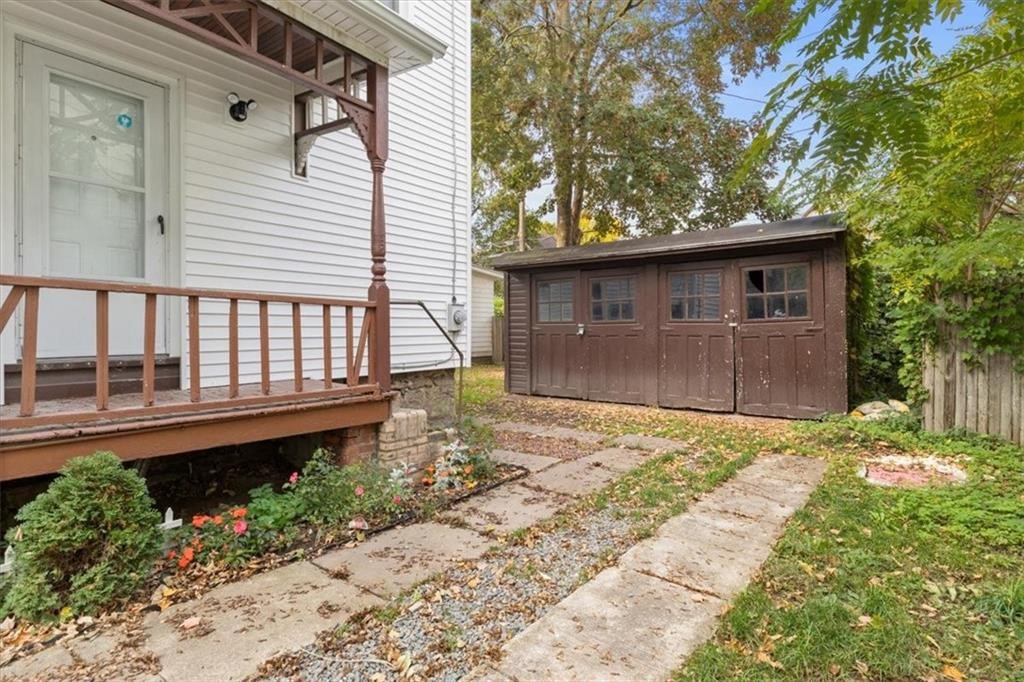 69 Amherst Street Rochester, NY 14607 - Photo 2 of 25