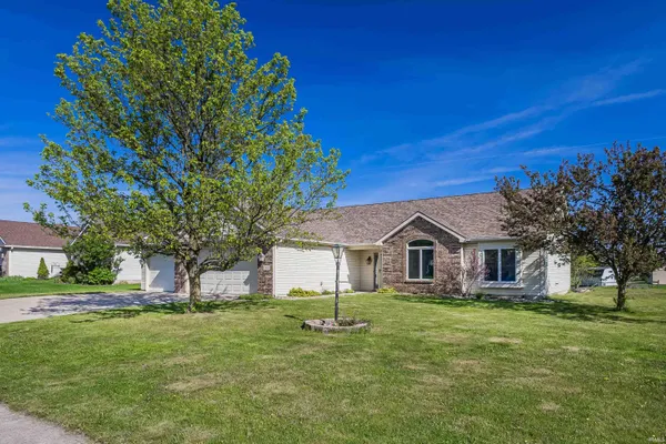 $308,000 | 7825 G G'Antony Drive, Fort Wayne, IN 46818