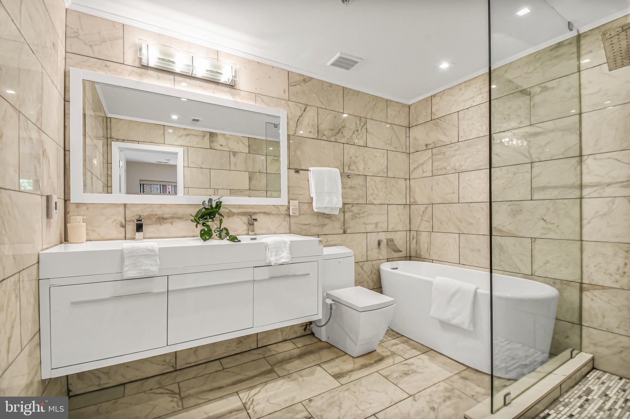 2515 Ontario Road Northwest, Unit 1 Washington, DC 20009 - Photo 30 of 35