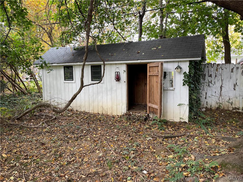 1660 Stoke Park Road Bethlehem, PA 18017 - Photo 15 of 17 Gallery Image 15
