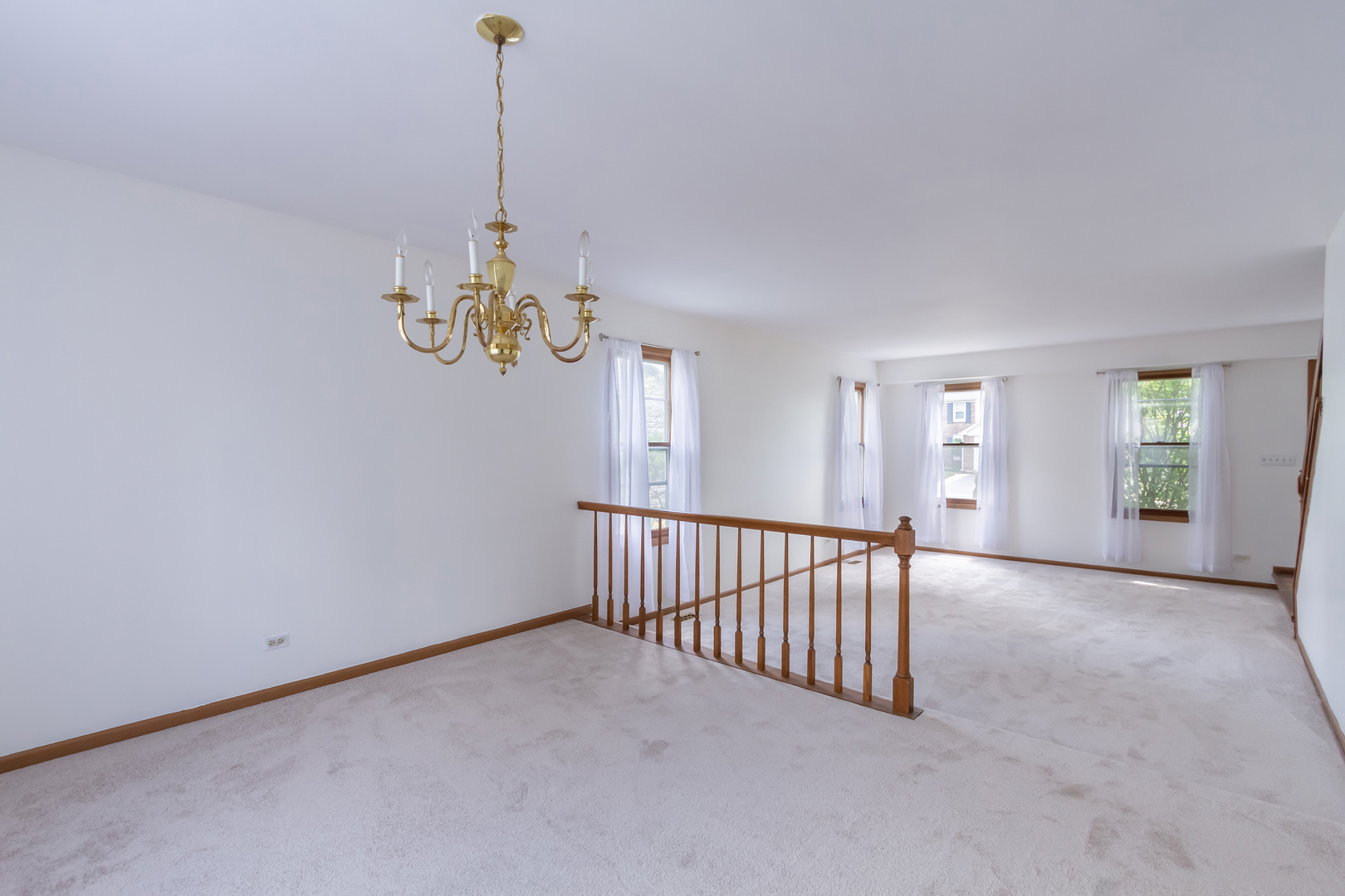 Undisclosed Address Schaumburg, IL 60193 - Photo 7 of 32