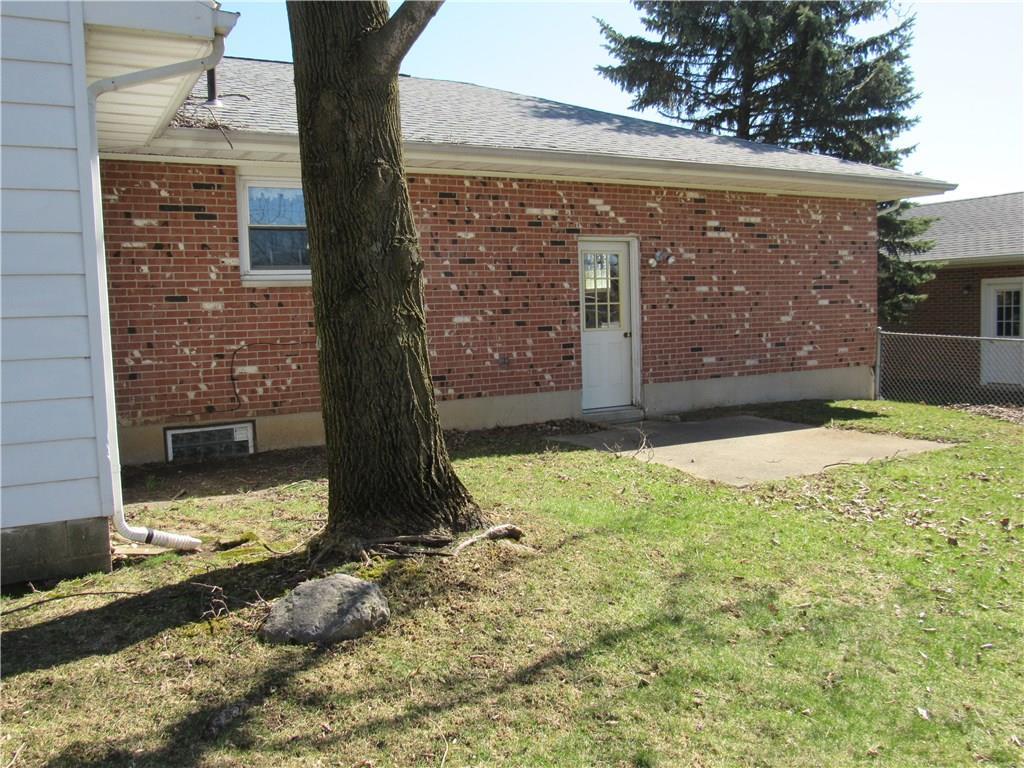 5239 Ridgewood Road East Springfield, OH 45503 - Photo 5 of 46
