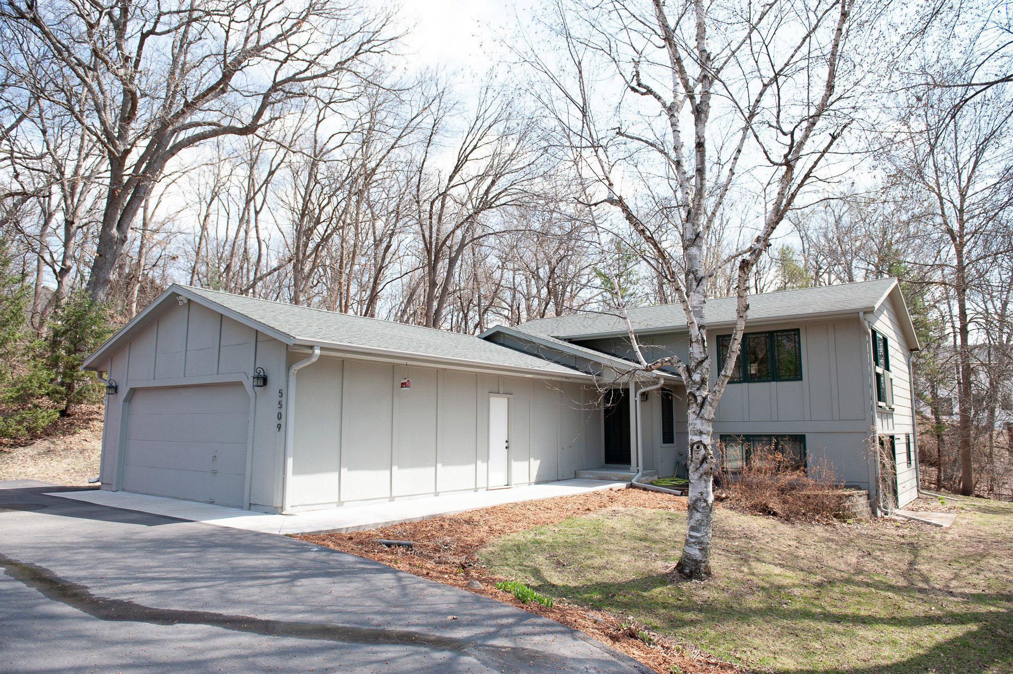 5509 Mayview Road Minnetonka, MN 55345 - Photo 3 of 96 Gallery Image 3
