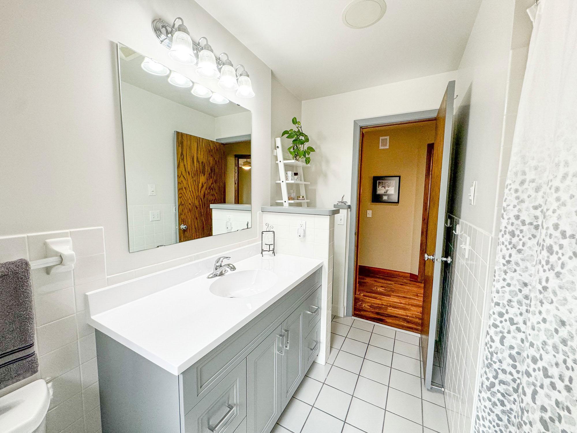 5509 Mayview Road Minnetonka, MN 55345 - Photo 37 of 96 Gallery Image 37