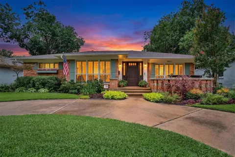 $629,500 | 8835 Larchwood Drive, Dallas, TX 75238
