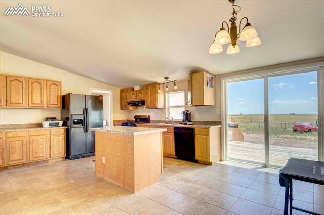 19265 Holman Road Colorado Springs, CO 80928 - Photo 19 of 30 Gallery Image 19