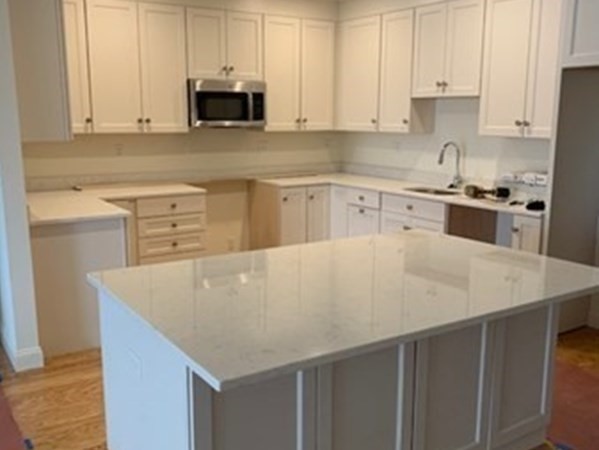 16 Taylor Drive, Unit 1010 Reading, MA 01867 - Photo 3 of 8