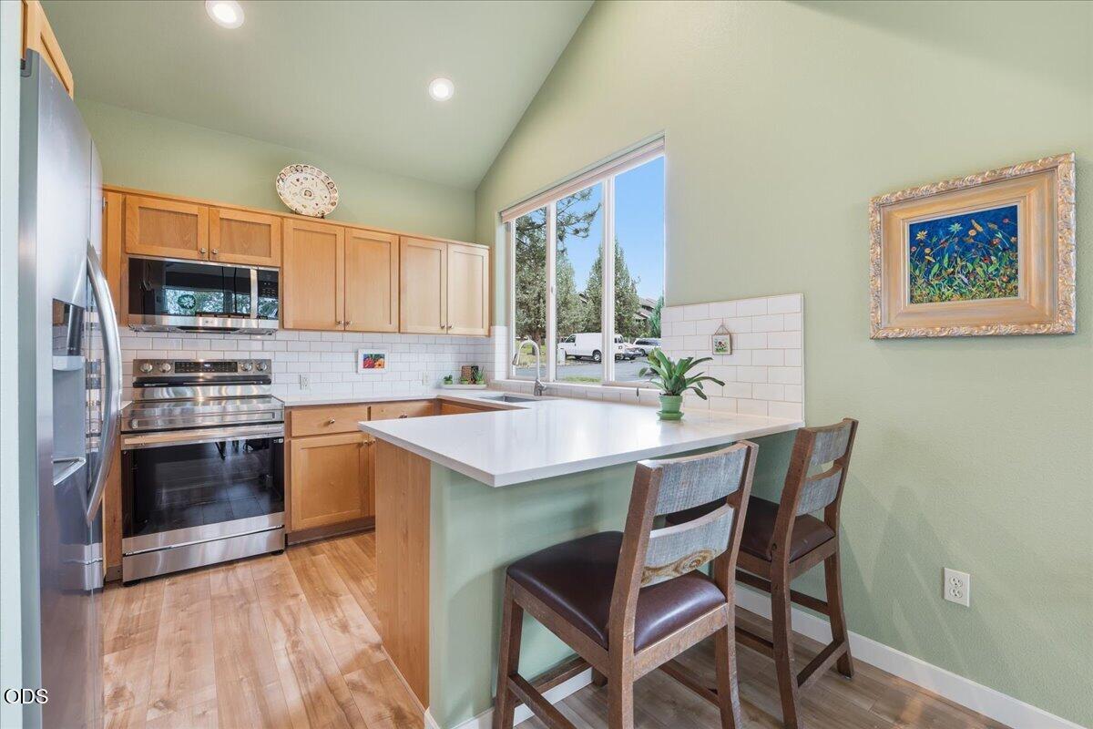 1354 Highland View Loop Redmond, OR 97756 - Photo 17 of 46