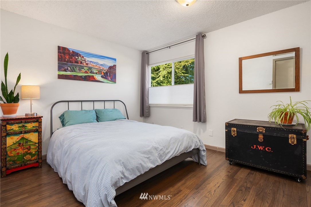 1732 Beacon Way Southeast Renton, WA 98058 - Photo 19 of 30 Gallery Image 19