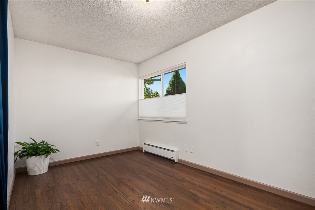 1732 Beacon Way Southeast Renton, WA 98058 - Photo 20 of 30 Gallery Image 20