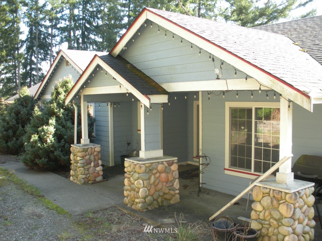 5133 194th Lane Southwest Rochester, WA 98579 - Photo 1 of 21