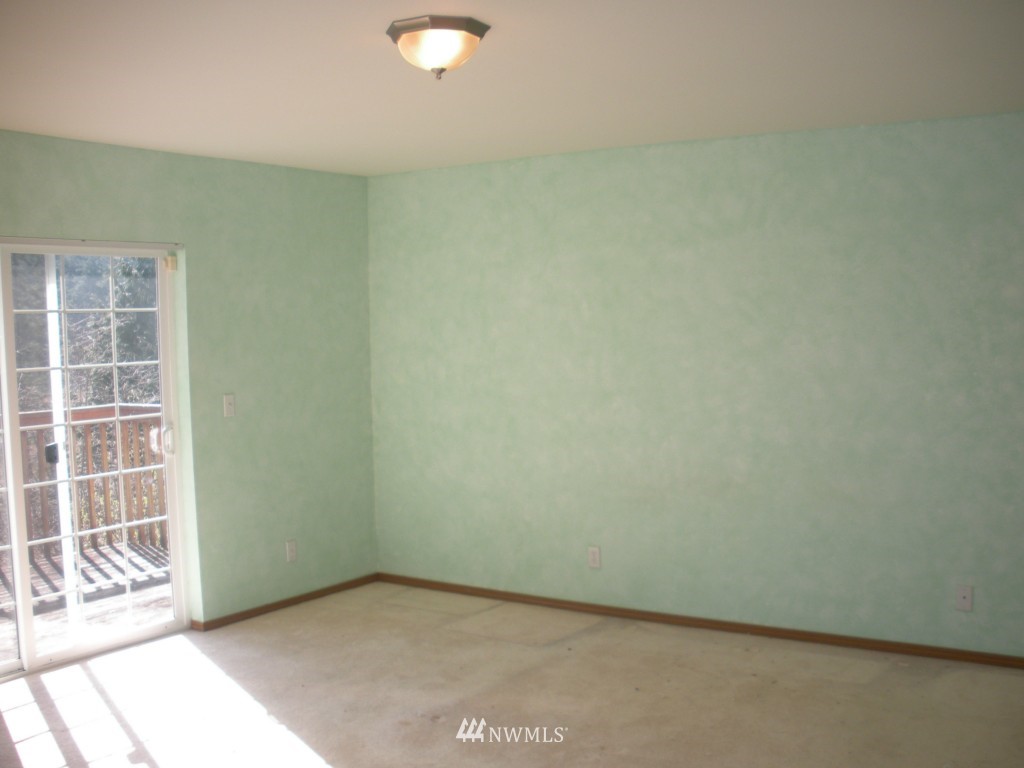 5133 194th Lane Southwest Rochester, WA 98579 - Photo 15 of 21