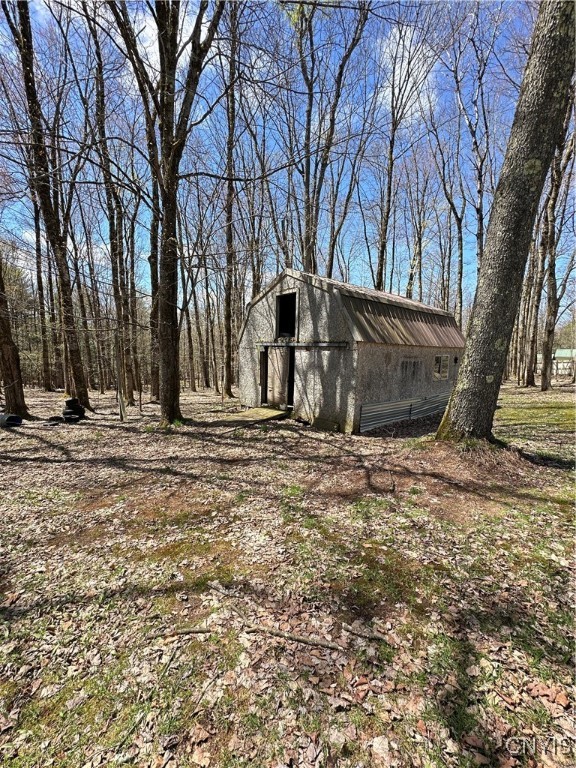 255 Holley Hole Road Constantia, NY 13044 - Photo 9 of 24 barn