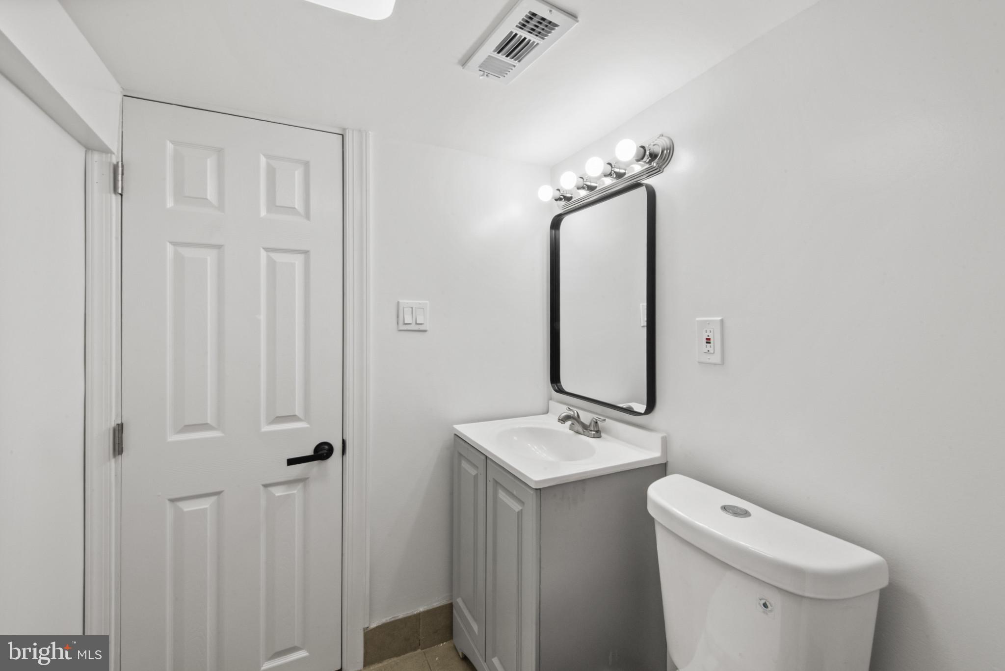 5 Bayship Road Dundalk, MD 21222 - Photo 24 of 32 Lower level full bath