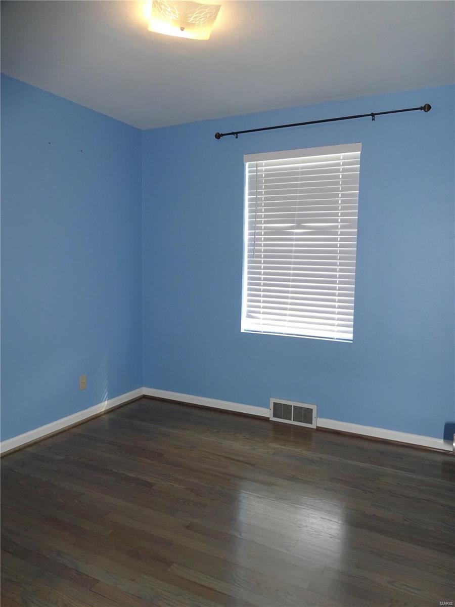 925 Reed Avenue St. Louis, MO 63125 - Photo 14 of 31 Gallery Image 14