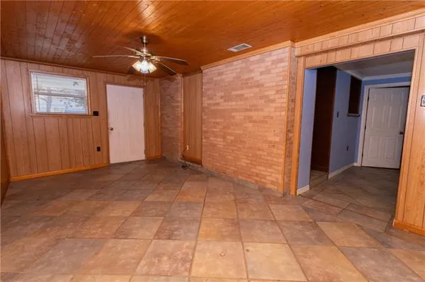 $1,400 | 3253 Reine Avenue, Slidell, LA 70458