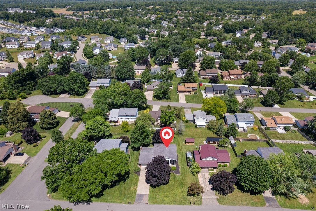 6753 Firestone Road Northeast Canton, OH 44721 - Photo 2 of 38