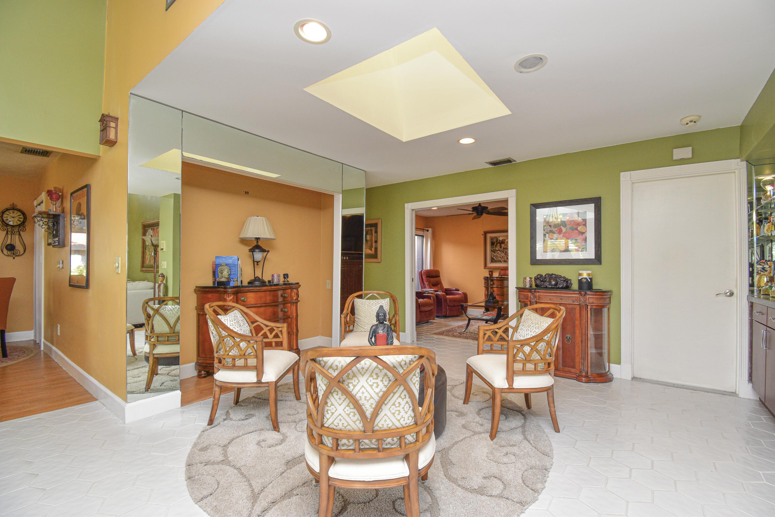 7504 Sierra Drive East Boca Raton, FL 33433 - Photo 11 of 52 BF4AF6C3-1986-4BF4-9AAF-9AA7BA17447B