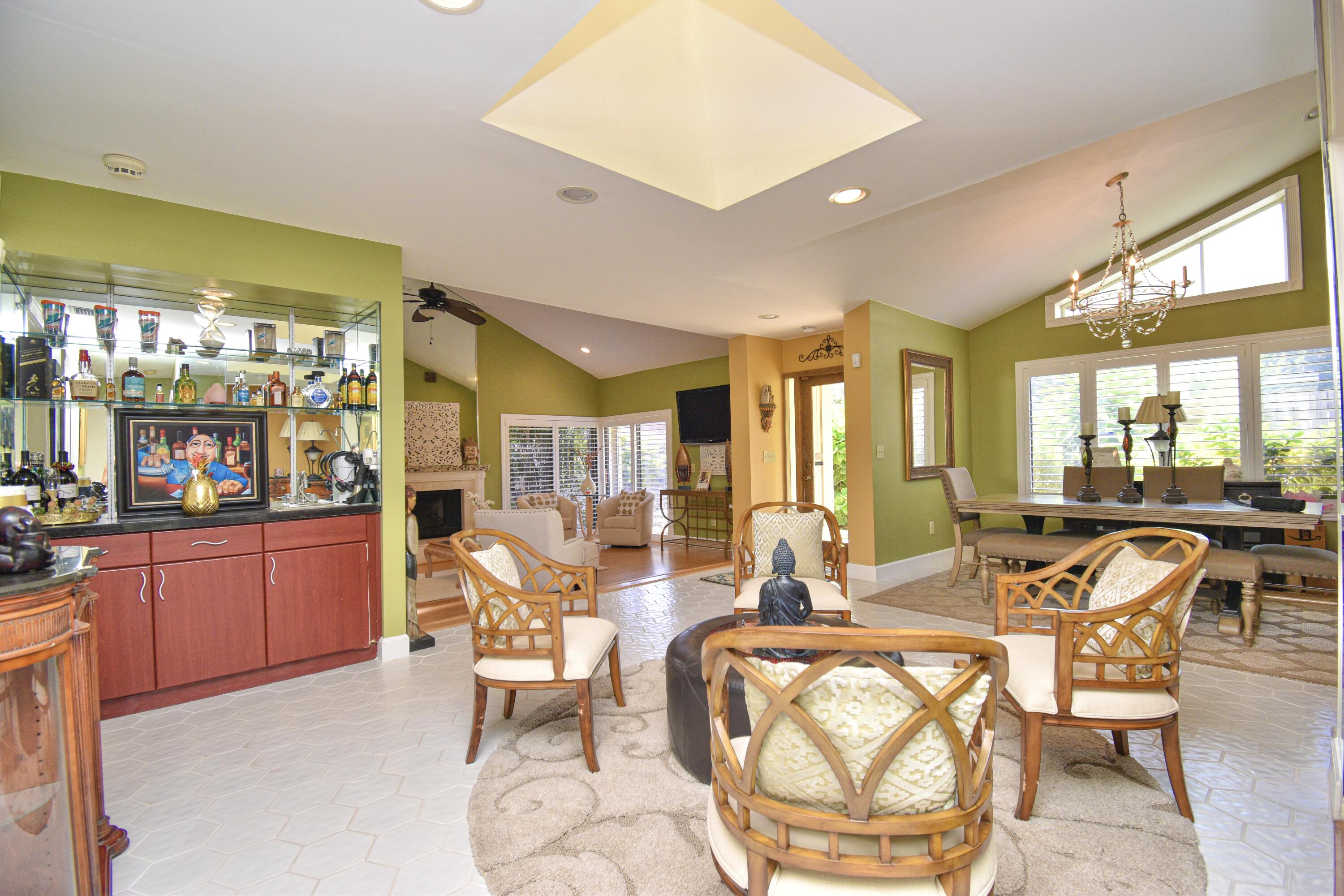 7504 Sierra Drive East Boca Raton, FL 33433 - Photo 13 of 52 260B037F-A42C-40D8-8165-BFAB508604AA