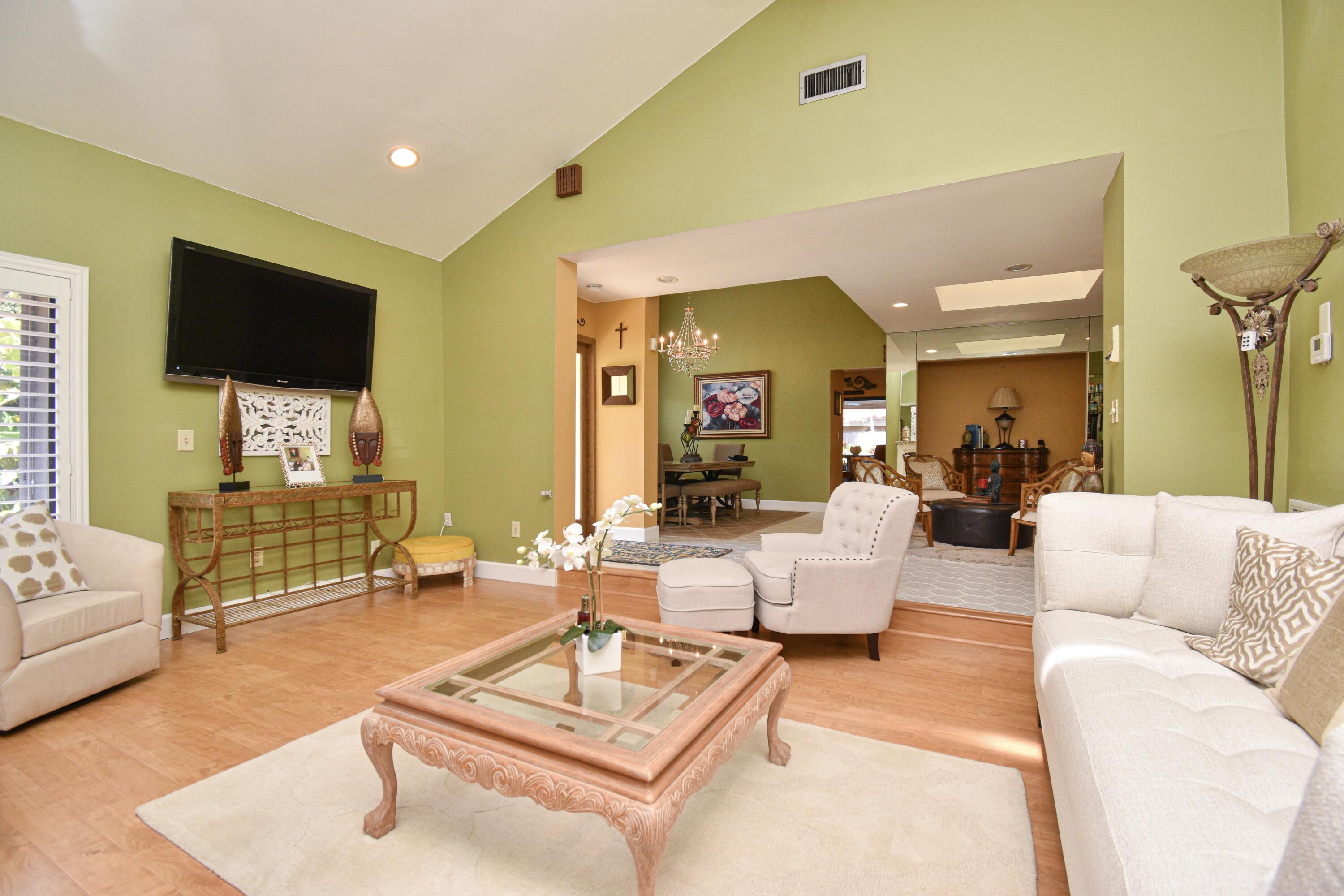 7504 Sierra Drive East Boca Raton, FL 33433 - Photo 18 of 52 75F750EE-E500-43A4-935C-ACDE215A4DDC
