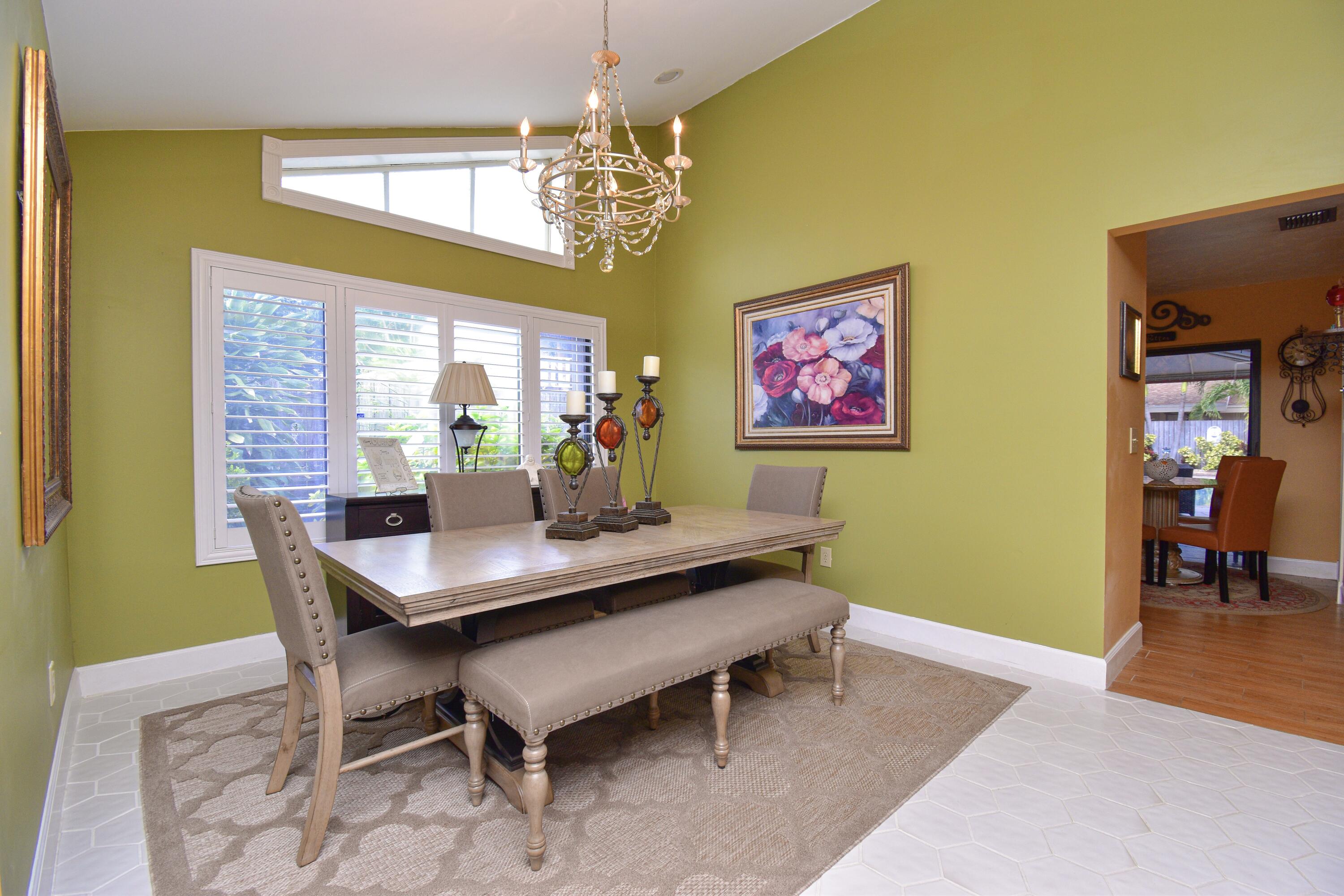 7504 Sierra Drive East Boca Raton, FL 33433 - Photo 20 of 52 F12B4DE8-DE53-40F1-AF3F-189237D3CBB1