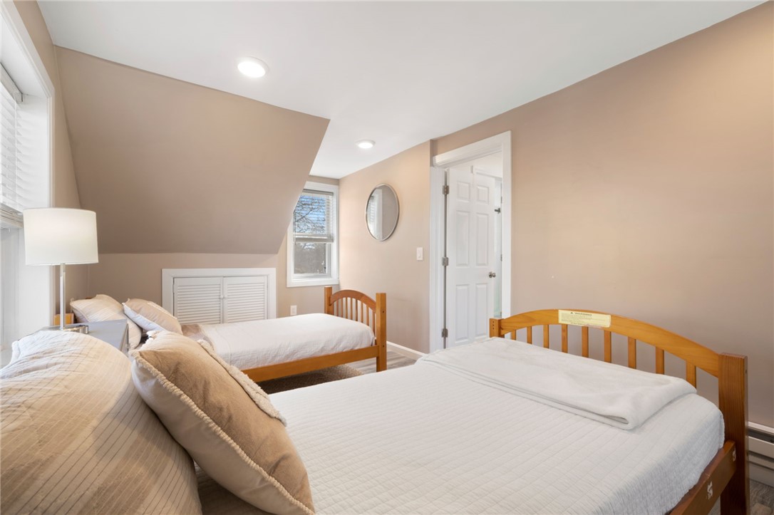 836 Point Judith Road Narragansett, RI 02882 - Photo 23 of 40