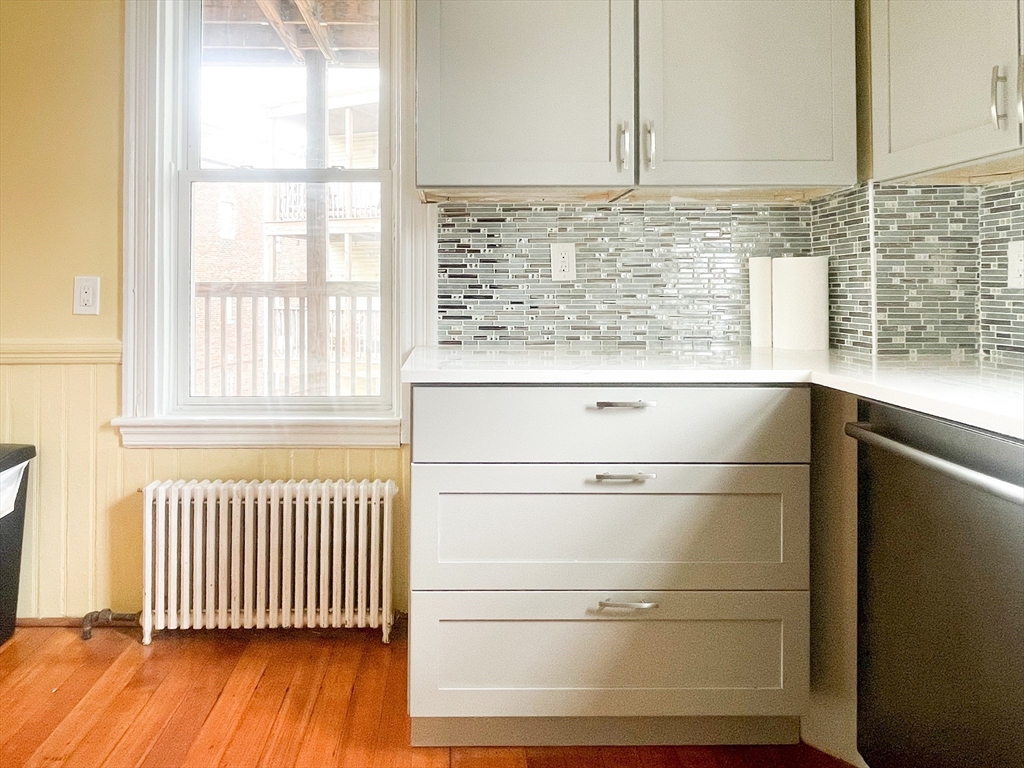 381 Centre Street, Unit 2 Boston, MA 02130 - Photo 4 of 22