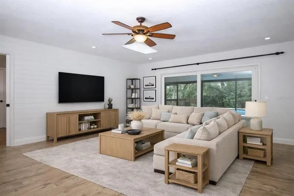 $3,250 | 411 Valencia Circle, Oviedo, FL 32765