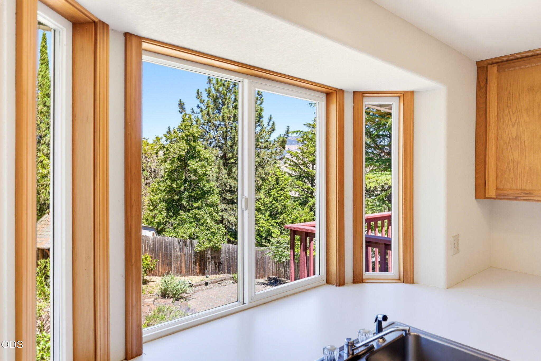 457 Walnut Street Ashland, OR 97520 - Photo 16 of 49