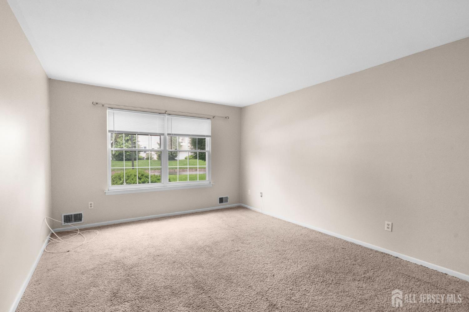 31 Hanover Square Middlesex, NJ 08846 - Photo 12 of 26 Gallery Image 12