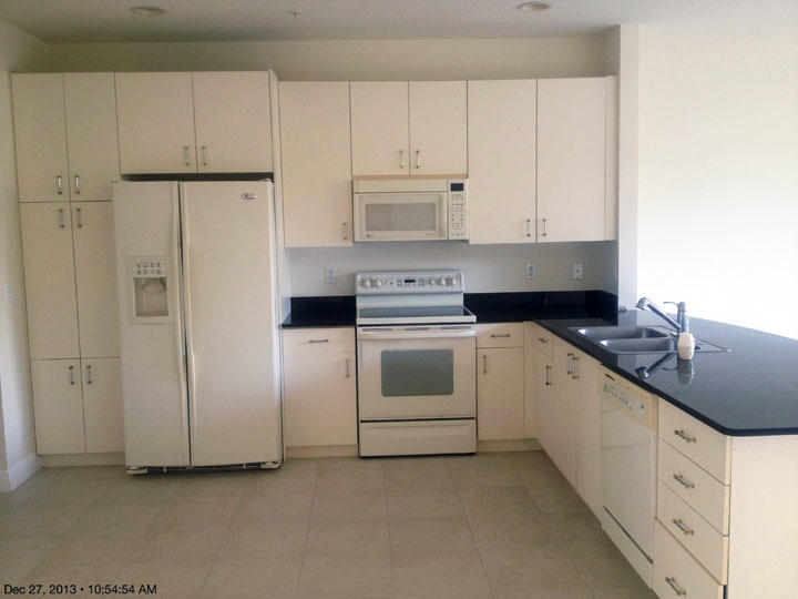 116 Jesup Lane Jupiter, FL 33458 - Photo 4 of 10 kitchen2