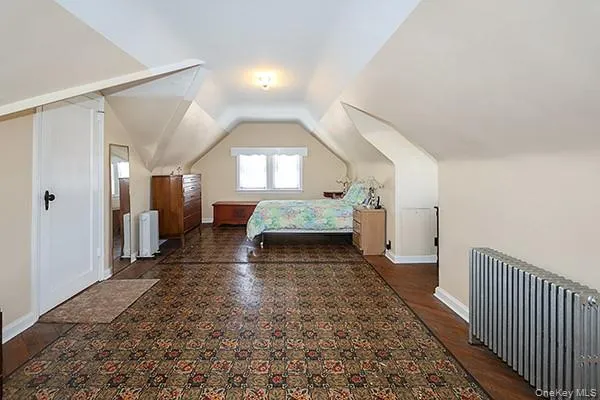 $975,000 | 246-04 86th Avenue | Bellerose