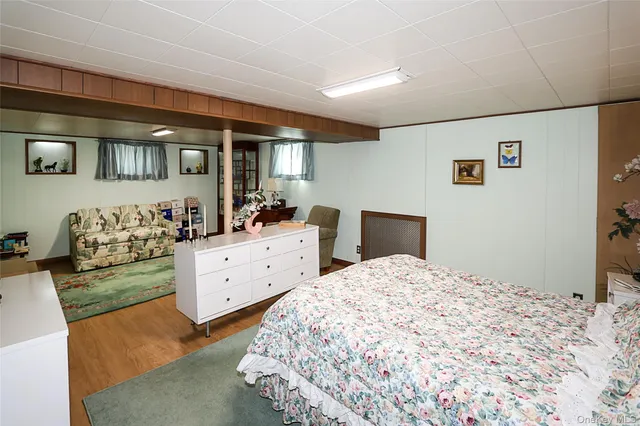 $975,000 | 246-04 86th Avenue | Bellerose