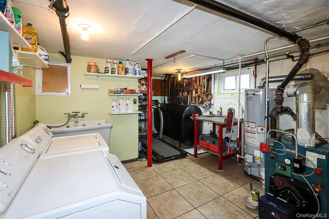 $975,000 | 246-04 86th Avenue | Bellerose