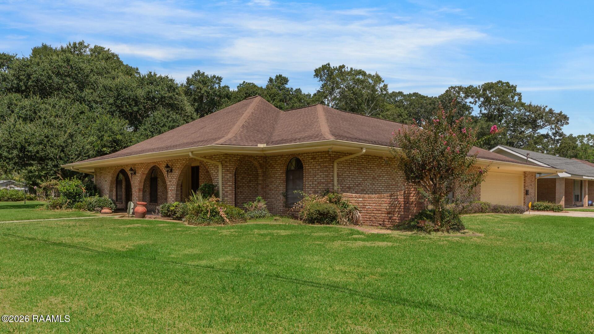 1100 West Gilman Road Lafayette, LA 70501 - Photo 4 of 30 1100 W Gilman -4